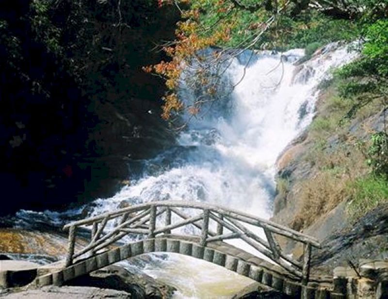 datanla waterfall in dalat